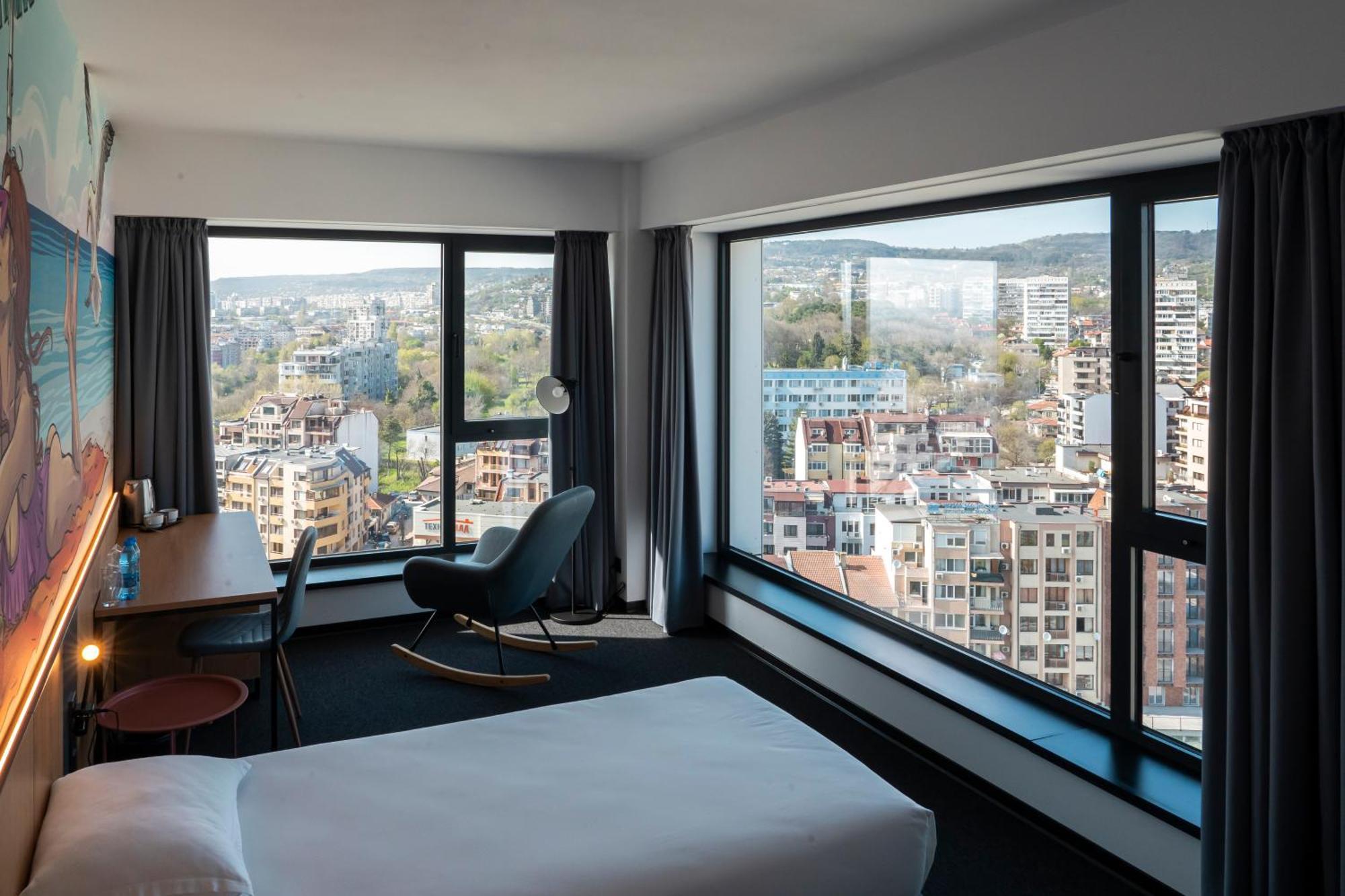 Hotel Campus 90 - Free Parking Varna Dış mekan fotoğraf